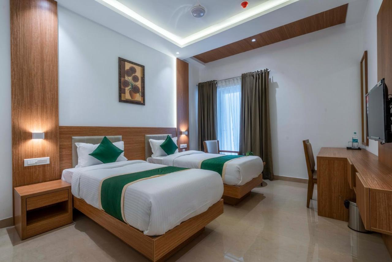 Hotel Panoramic Kochi Exteriér fotografie